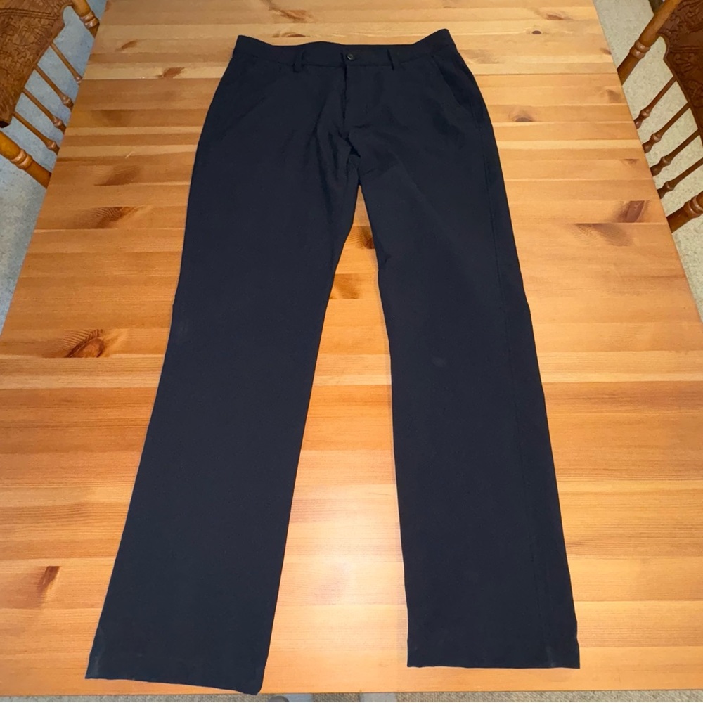 Under Armour Men's Black Dress Pants 34x30 ACTUAL 34x32 Activewear Golf Work